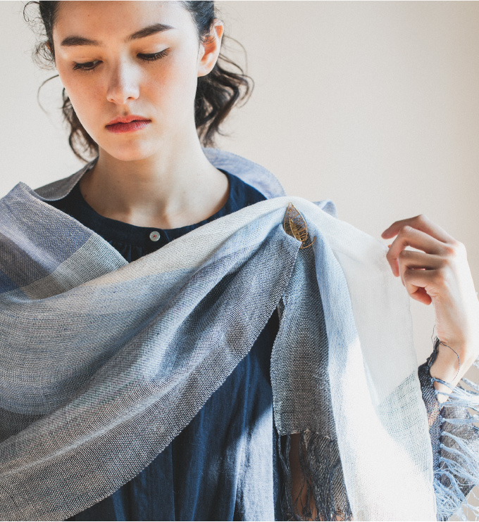 羽織りブローチ留め