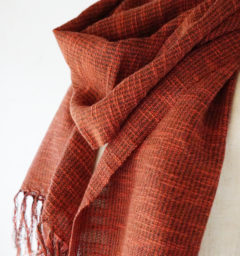 ウール混スラブマフラー　ブリックレッド