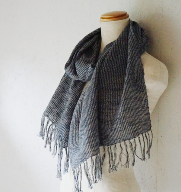 ウール混スラブマフラー　チャコールグレー