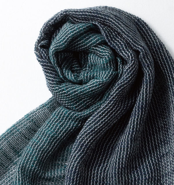 グリーンマフラー商品アップ