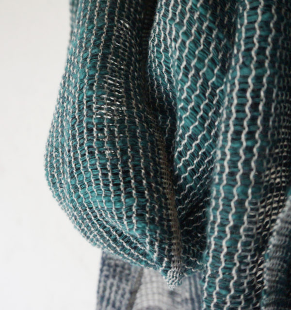 グリーンマフラー商品アップ