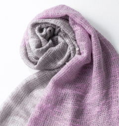 ピンクストール商品アップ