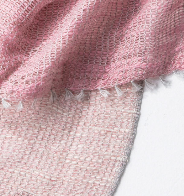 ピンクストール商品アップ