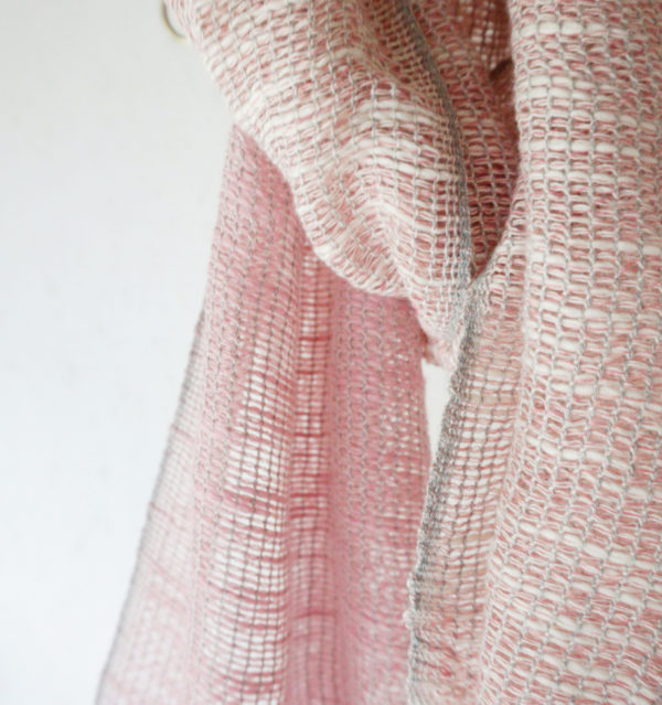 ピンクストール商品アップ