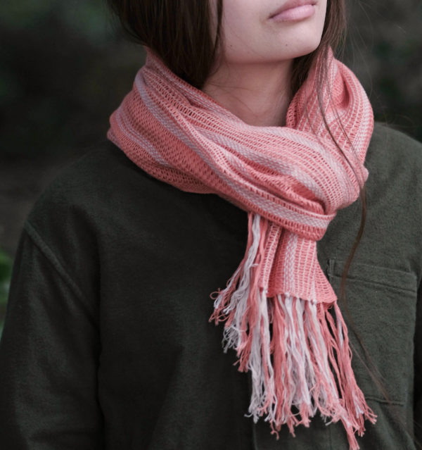 オレンジマフラーモデル着用