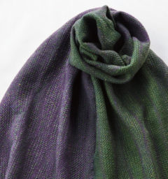 グリーンマフラー商品アップ